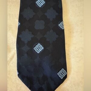 WEMBLEY Stay in Style with this awesome Vintage Navy Blue Tie!